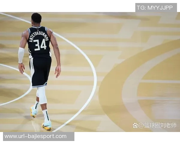 三球前三战场均283分8板97助命中率出色展现强大实力