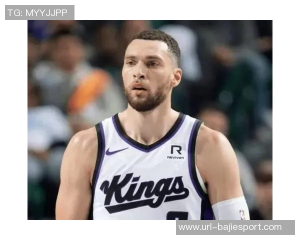 萨城对决库里拉文三分雨下19分4板2助1断展现全能表现