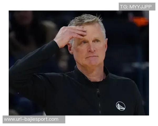 科尔强调季前赛首战湖人将采用深度轮换策略确保球员体能不被过度消耗