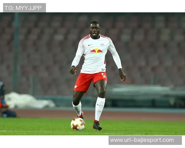 因斯建议利物浦冬窗引进拜仁于帕以增强后防稳定性