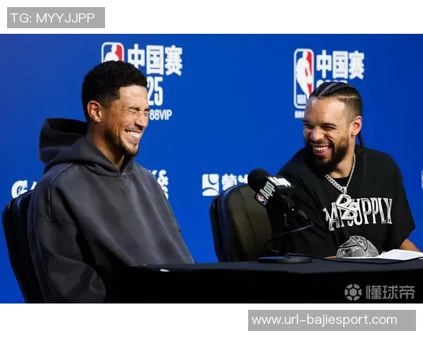 布克谈狄龙斗志与赛季起伏强调避免重复错误的重要性 布克谈狄龙斗志与赛季起伏强调避免重复错误的重要性