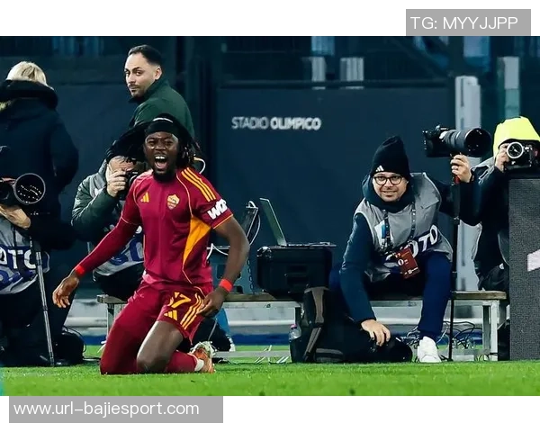 弗格森因脚踝问题缺席罗马比赛全市场关注球员健康状况 弗格森因脚踝问题缺席罗马比赛全市场关注球员健康状况