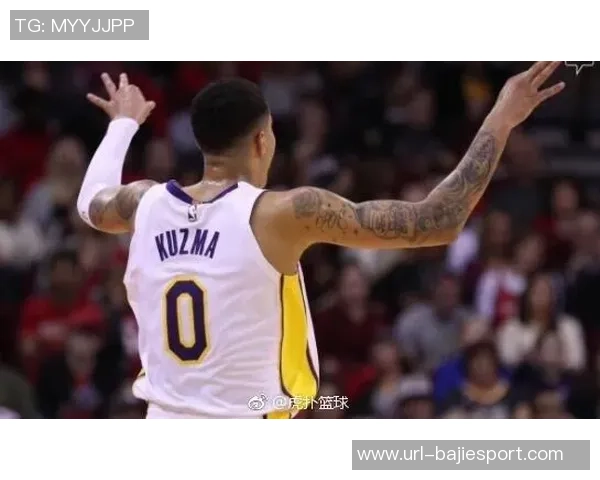 里弗斯确认字母和库兹马缺席对阵活塞库兹马臀部伤势无大碍 里弗斯确认字母和库兹马缺席对阵活塞库兹马臀部伤势无大碍