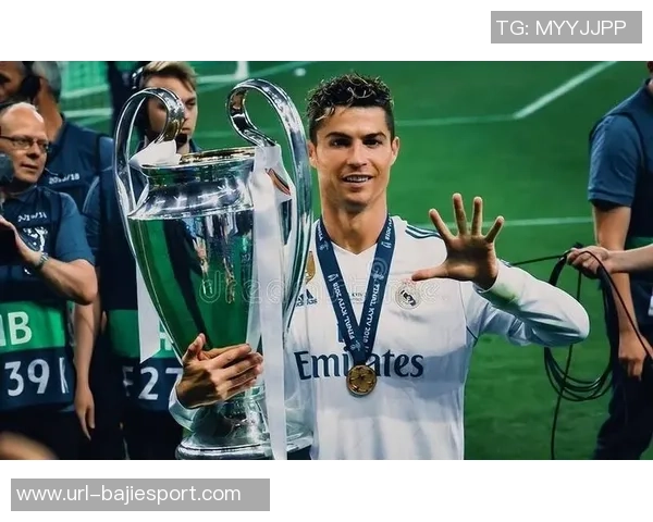 梦回巅峰时刻C罗倒钩进球与昔日欧冠绝技的惊人相似之处 梦回巅峰时刻C罗倒钩进球与昔日欧冠绝技的惊人相似之处